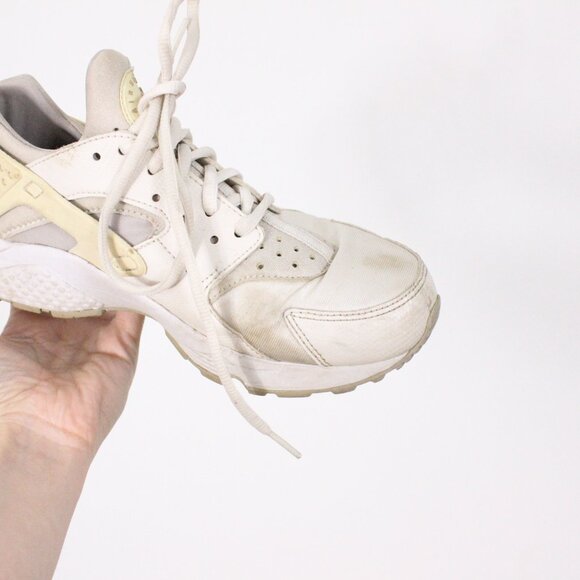 *Nike Air Huarache Sneakers Light Bone and Cream - Picture 6 of 8